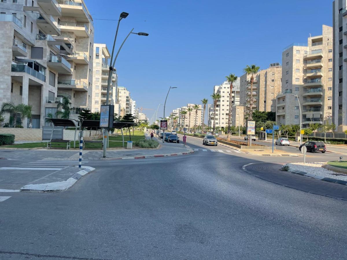 #דירת יוקרה על הים Sunset Beach Apartment# Givat Olga ภายนอก รูปภาพ